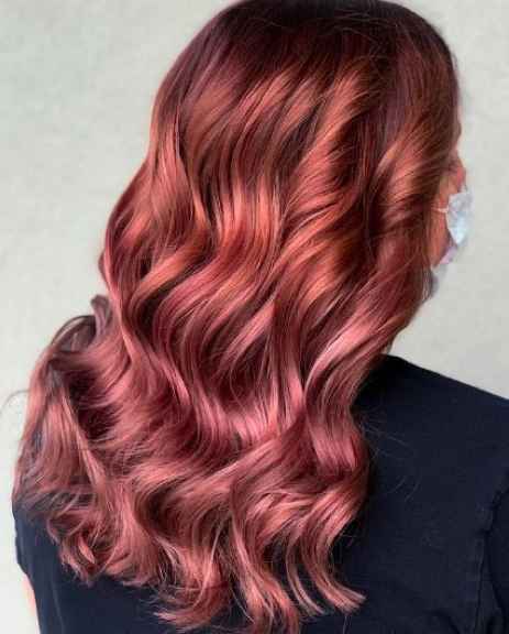модные оттенки окрашивания волос 2021-2022 фото розовый бронд